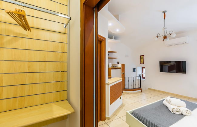 Tolentino Studio Flat by Napoliapartments - Foto 12