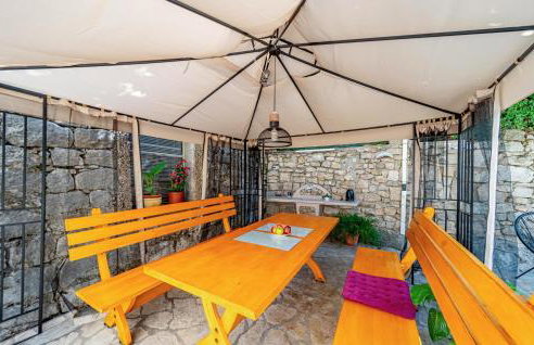 2 Bedroom Gorgeous Home In Hodilje - Photo 2