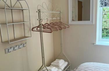 3 Bedroom Dog Friendly Cottage with Off Lead Field - Foto 14