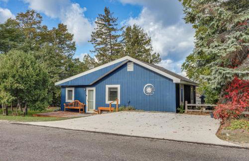 Fireplace! Waterfront Gem Near Leelanau Wine Trail - Foto 27