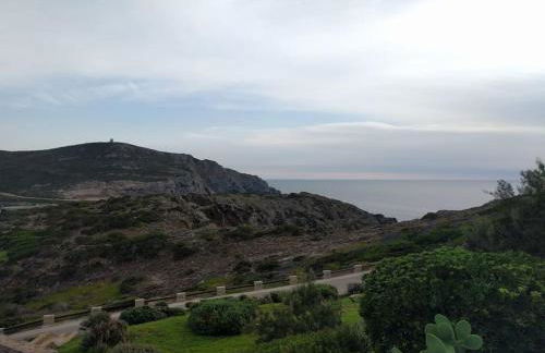 Panoramic villa on top of Capo Falcone - Foto 49