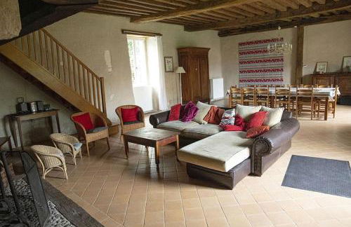 Grand gîte avec piscine entre Charente et Périgord - Foto 6