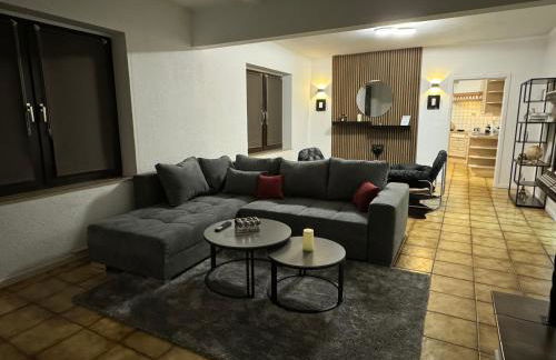 120qm Geräumige Wohnung & Balkon & Parkplatz - Foto 6