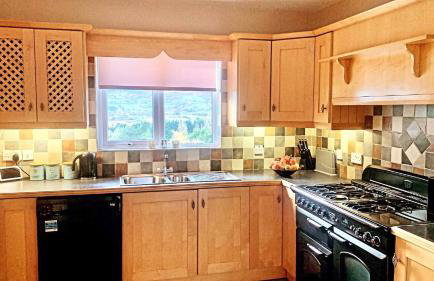 Loughview House overlooking Carlingford lough - Photo 6