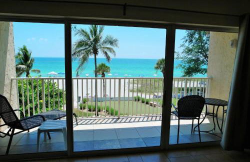 Beach and sunset view from your balcony - Photo 6