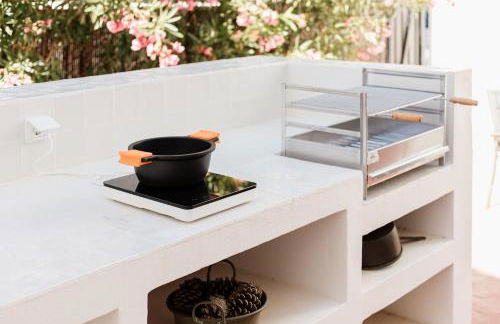 Moradia Tradicional no centro a 100m da Praia - Foto 5