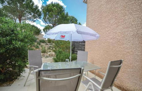 Cozy Home In Calvisson With Kitchen - Photo 7