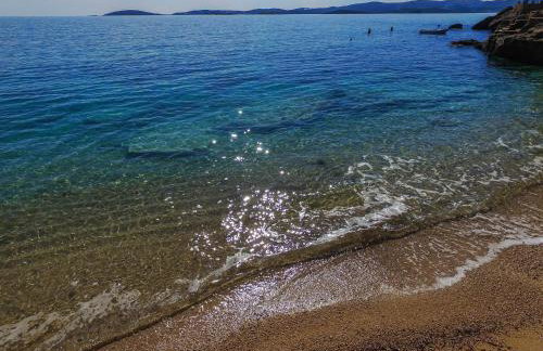 Bella Perna Beachfront Apartments - Photo 2