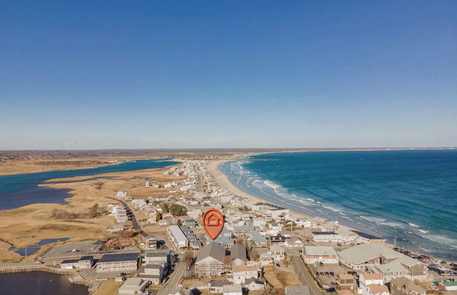 All is Wells Incredible Location! Walk to Beach - Photo 24