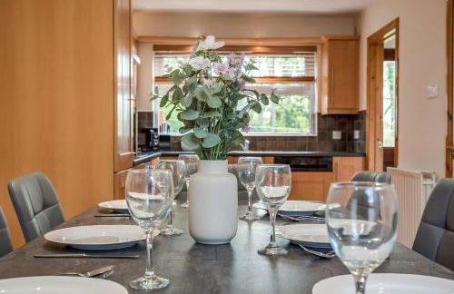 Stylish & spacious 3 bedroom entire house in Lisburn with parking - Foto 13