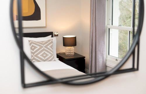 Stunning 1 BR Surbiton with views, near station - Pass the Keys - Foto 37