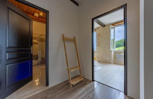 L'élégant T3 coeur du village parking facile - Foto 5