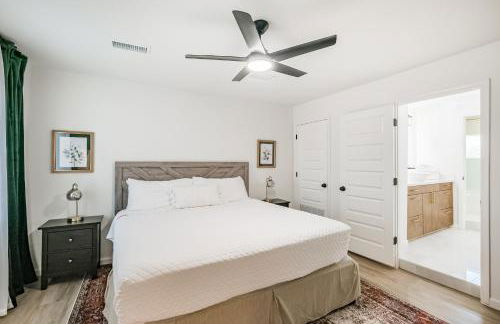 Oak Forest Retreat Sleeps 13 Near Heights - Foto 25