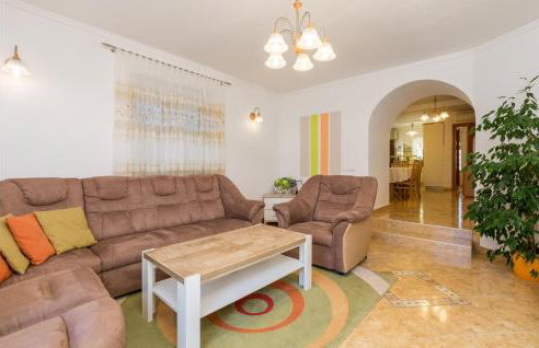 4 Bedroom Amazing Home In Garica - Photo 22