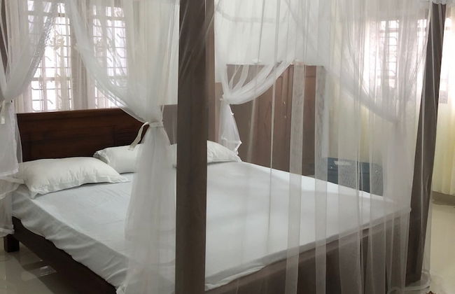 Padmi Villa - Photo 2