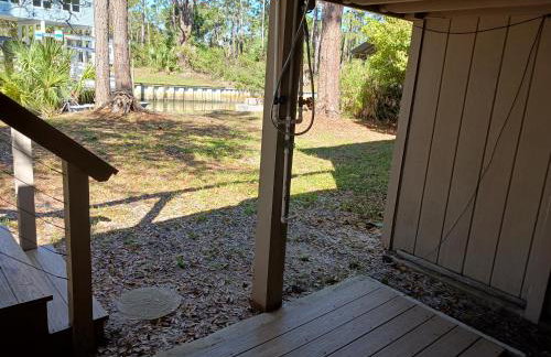 Dog Friendly-Short Walk to Beach-Canal Front-Screened Porch-Peaceful - Foto 52
