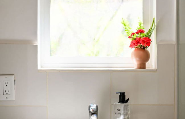 Scenic Retreat With Deck Stunning Views in LA - Foto 29