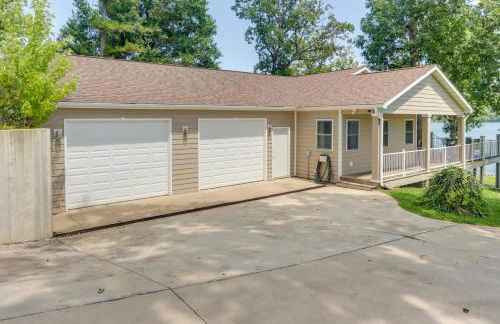 Dock and Hot Tub Lakefront Camdenton Haven! - Photo 35