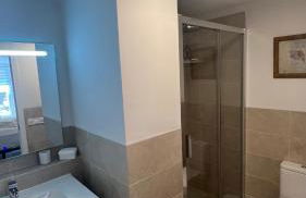 Apartamento al Parque Marbella, cerca de Mar y centro de Marbella - Photo 29