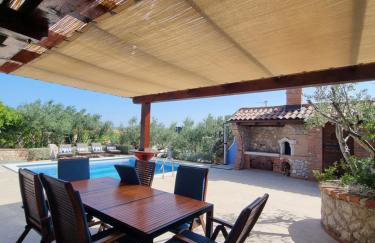 Vila s bazenom Mavrinac - Foto 10