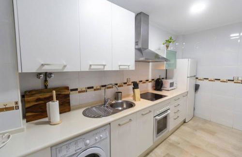 SH Piluca's Home Moderno apartamento con patio - Foto 6