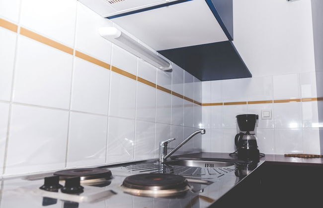 Terres de France - Appart'Hotel La Roche-Posay - Photo 9