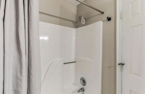 Charming Farmhouse Retreat in Madison AL - Photo 35