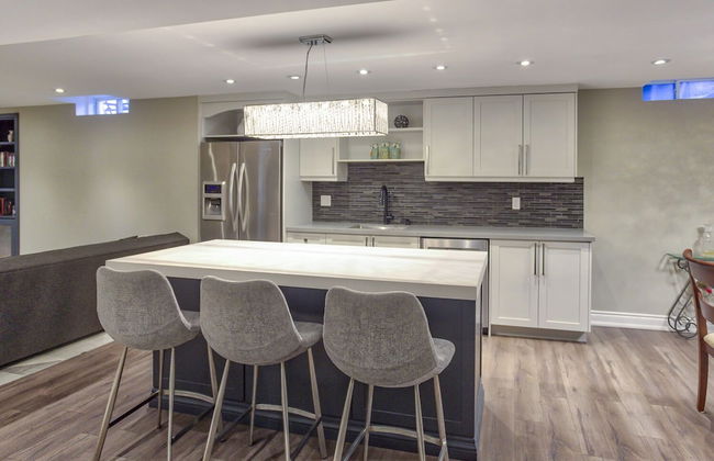 Fully Furnished Private Guest Suite - Foto 20