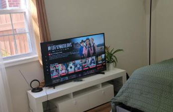 Cozy Studio Walk to Shops, Quick Drive to DC - Foto 6