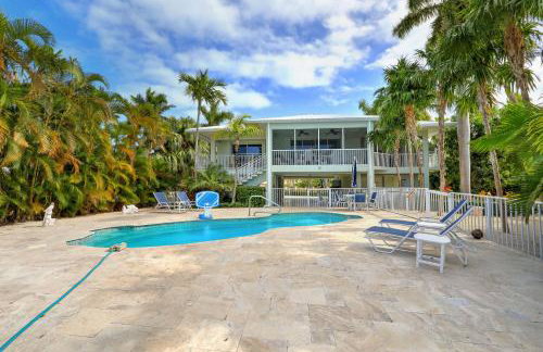 Waterfront Luxury Home With Pool And Boat Dock 3 Bedroom Home by RedAwning - Foto 83