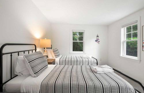 Pond Front Home w Game Room Dog Friendly - Foto 19