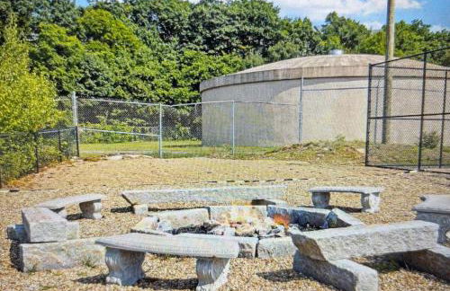 Cedar Lodge Condo with Private Balcony & Full Kitchen - Foto 4