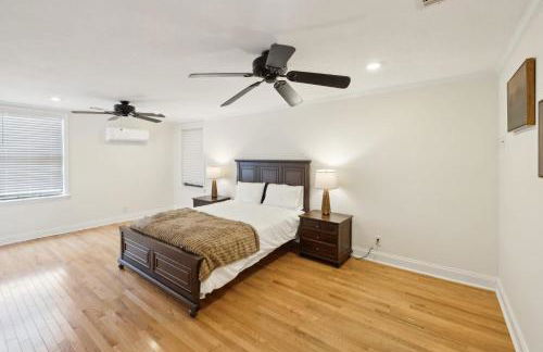 5-Acre Retreat Private Pool Outdoor Bar Fishing Pond & Game Room - Foto 12