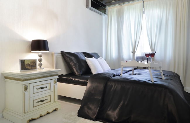 PaulMarie Apartments on Lazo - Photo 1