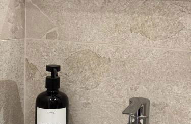 Appartement de luxe climatisé, parking & 2 balcons - Foto 40