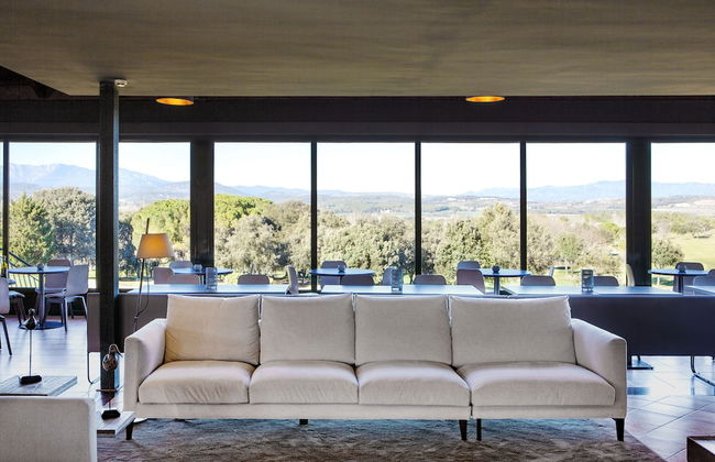 Torremirona Aparthotel Vila Birdie - Photo 2