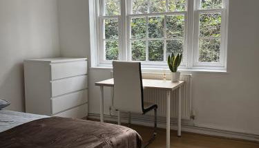 Cosy 5 Bed Apartment in Highgate - Foto 4