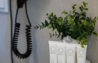 Bright Apartments with Air Conditioning, close to the Metro Station and PGE National by Noclegi Renters - Foto 23