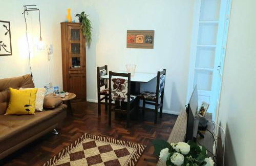 Amplo, aconchegante e pertinho de tudo - Foto 3