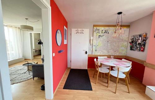 COOLEST Apartment in Berlin, easy Check-in, near BER Airport - Quiet&Cozy Penthouse - Foto 16