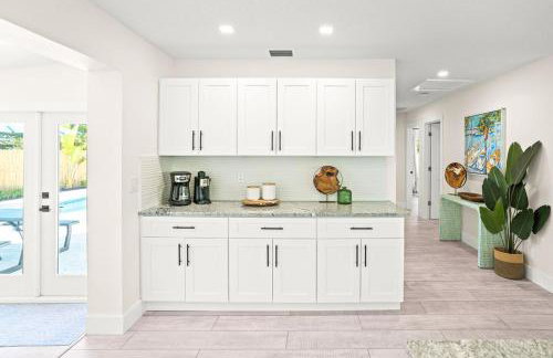 East Coast Oasis- Heated Pool & Park Your Boat! - Foto 39