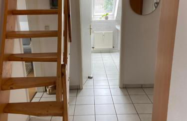 ZWITSCHERNEST Stilvolle helle Ferienwohnung Gästezimmer Monteurwohnung für 1 bis 6 Personen 3 Zimmer 60 qm - Foto 24