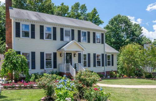 Kernersville King Beds Hot Tub Arcade Firepit - Photo 55