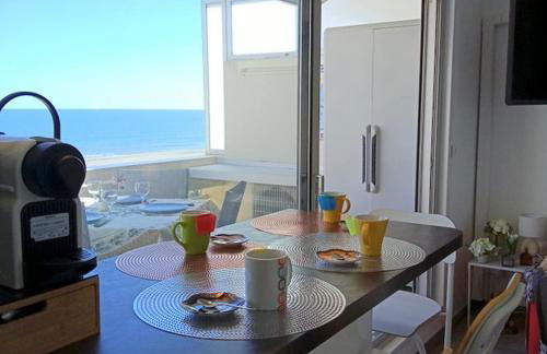 Superbe T2 parking wifi climatisé face Mer et Piscine - 4 Etoiles - Foto 6