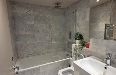 3 Bedrooms Apartment with security 24 hours & concierge - Foto 16