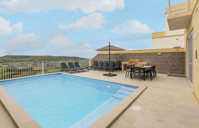 Magnifica Gozitan Villa Pool And Jacuzzi - Foto 28