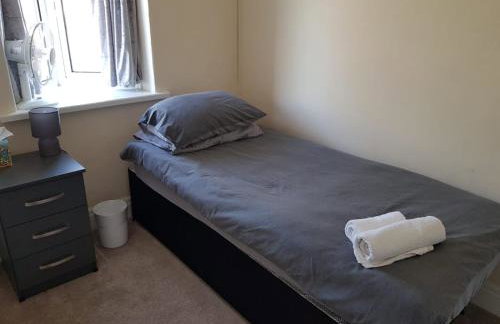 Hendon Home - Photo 23