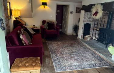 Jackdaw Cottage-Beautiful Cottage, Town Centre - Photo 2