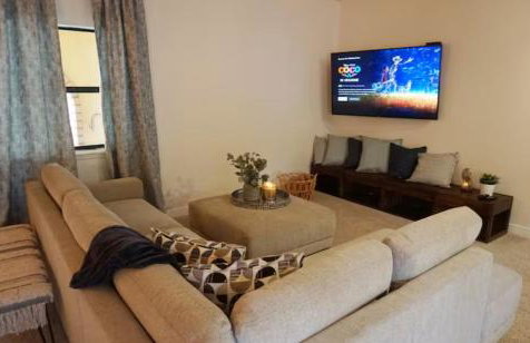 Chic Country Home in the Woods with Hot Tub - Foto 5