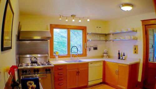 The Craftsman Farmhouse with Modern Flair - Photo 4